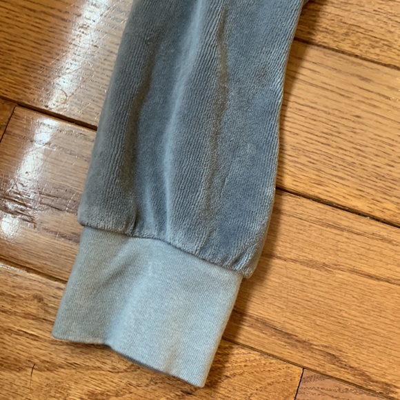 Project Social T Ludlow Gray Crewneck Velour Sweatshirt - Picture 4 of 10